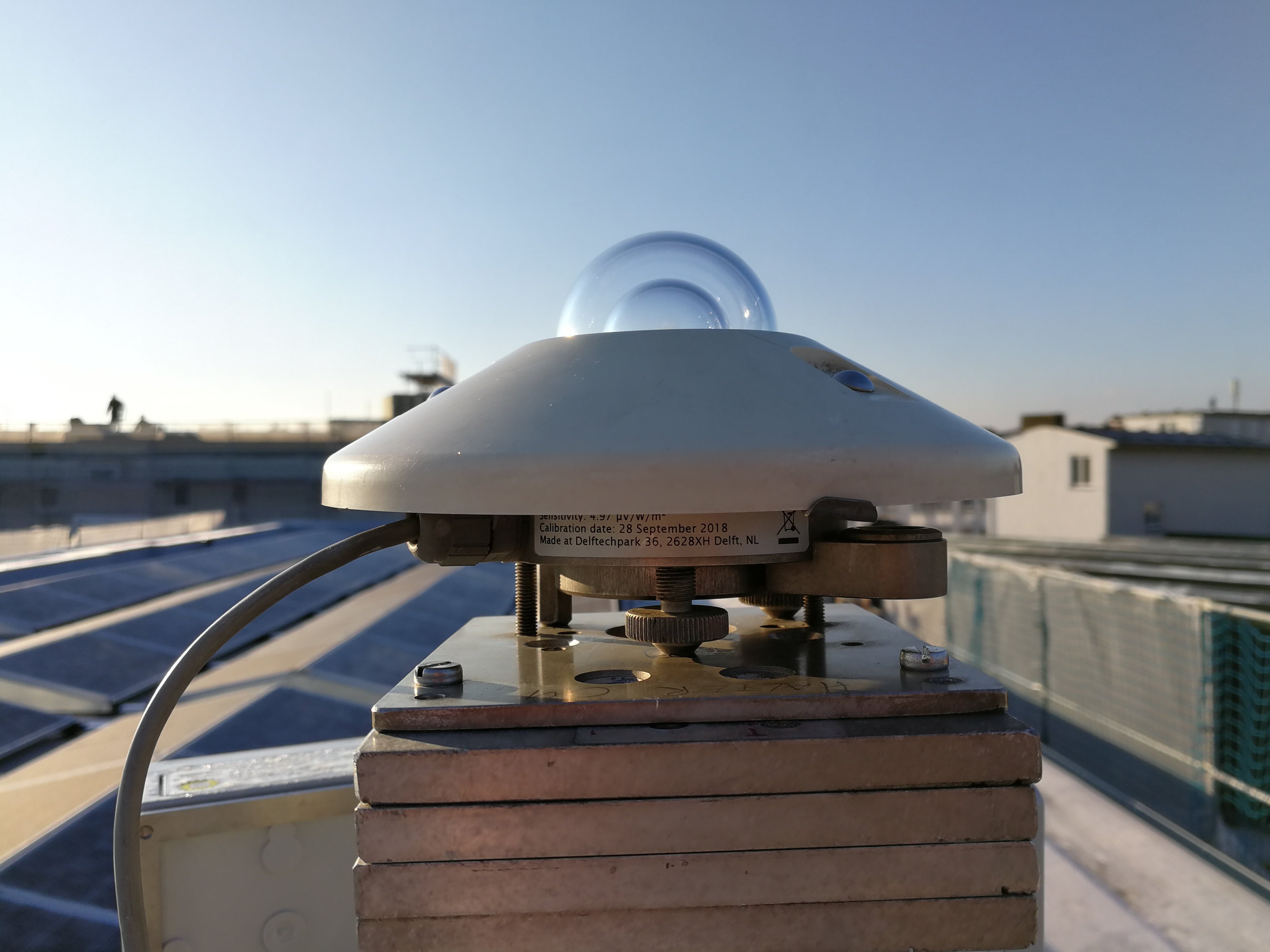 img_20181213_101027_pyranometer_installiert_copyright_phi